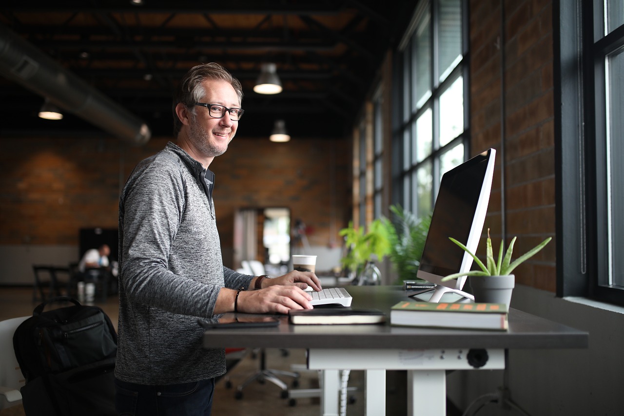 Office Space Adjustment : Reserved permanent desk