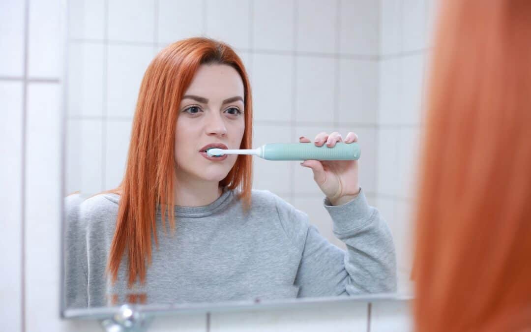 Dental Hygiene – Using an electric toothbrush with brush tracking